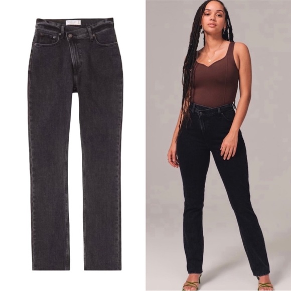 Abercrombie & Fitch Denim - Abercrombie & Fitch The ‘90s Slim Straight Ultra High Rise Jeans